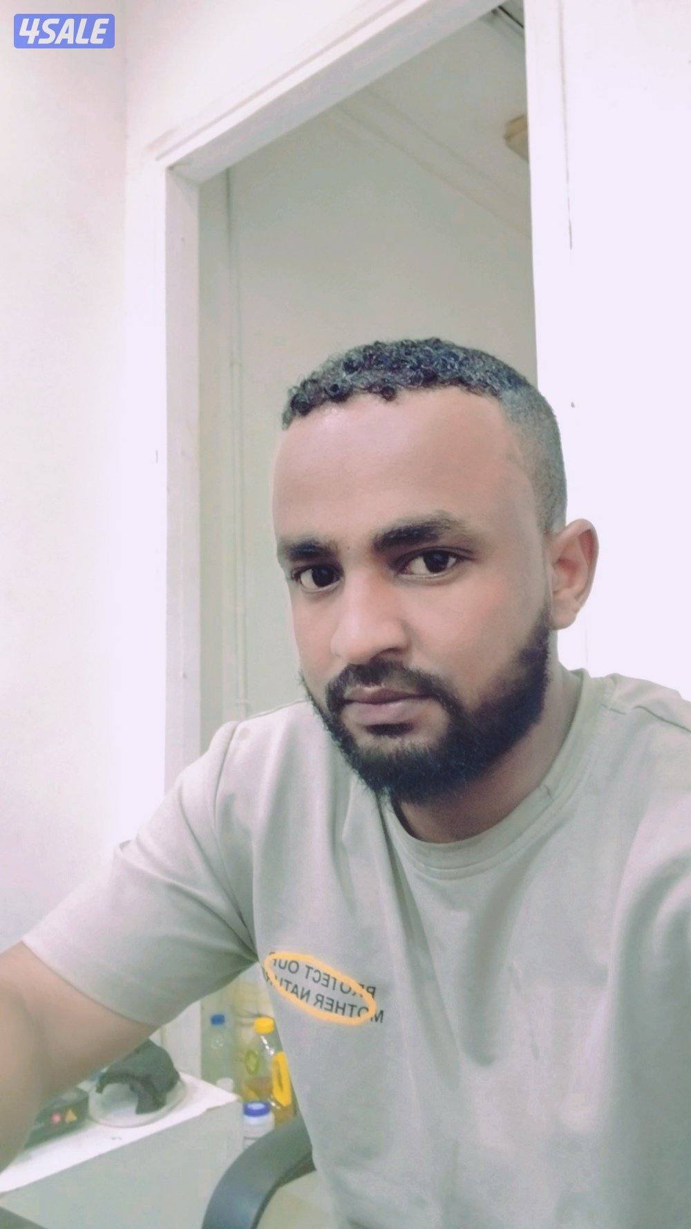 سوداني ابحث عن عمل مناسب0