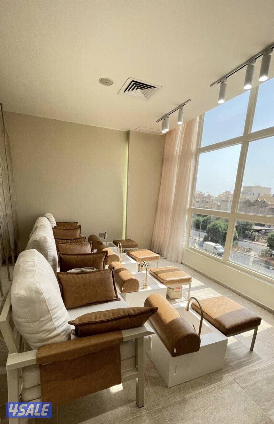 للبيع صالون بالمنقف0