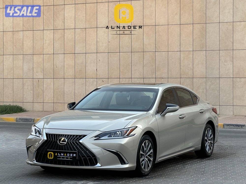 للبيع لكزس ES350 موديل 2022 وارد الساير0