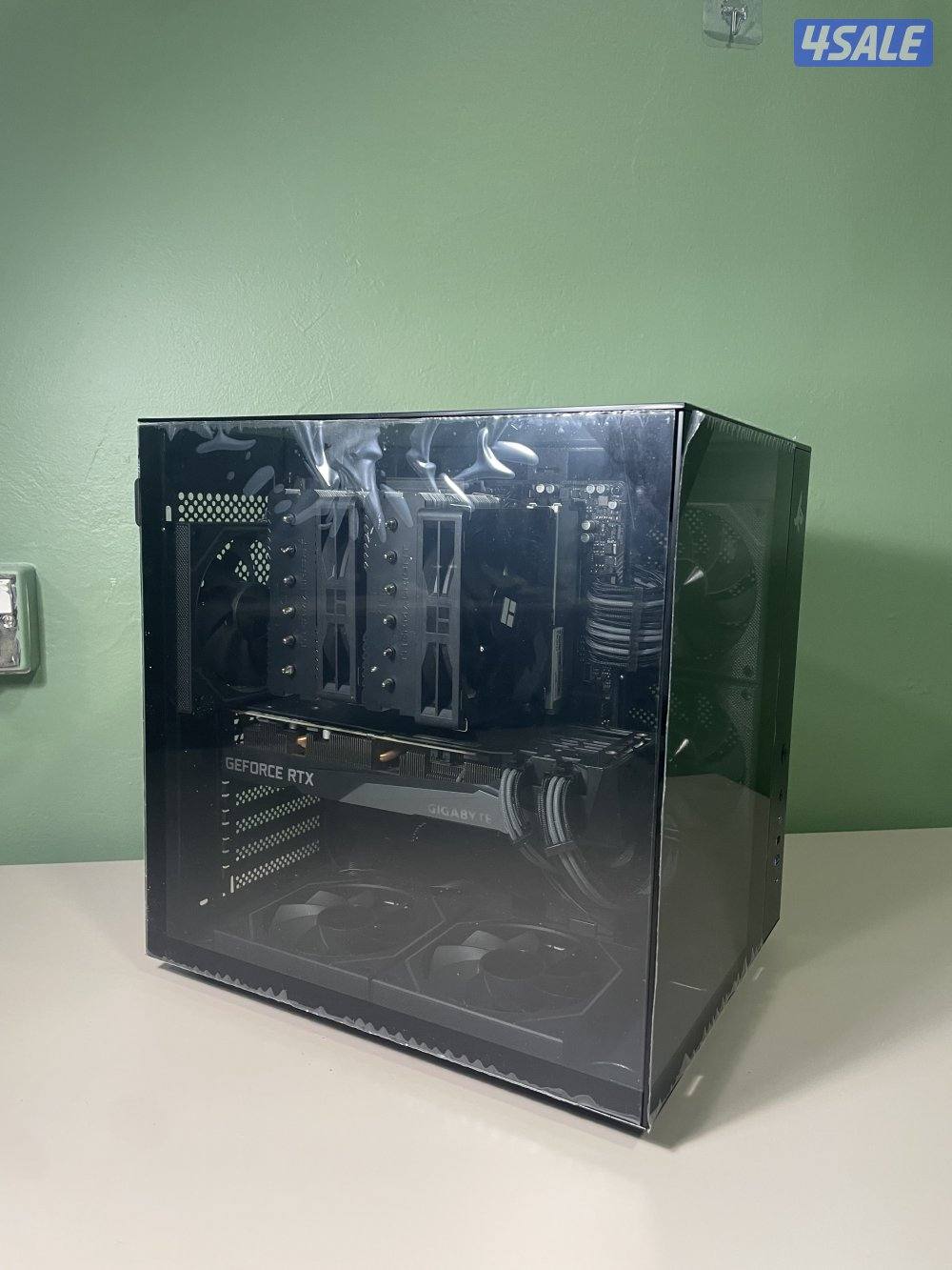 كمبيوتر ألعاب شبه يديد2