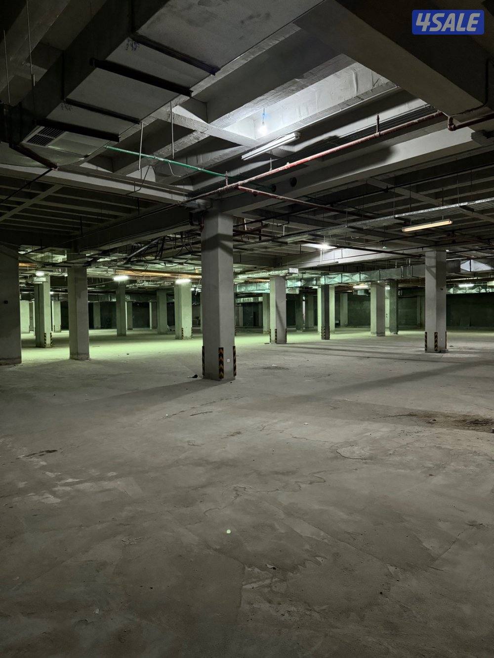 للإيجار محلات و سرداب تجاري في الضجيج4