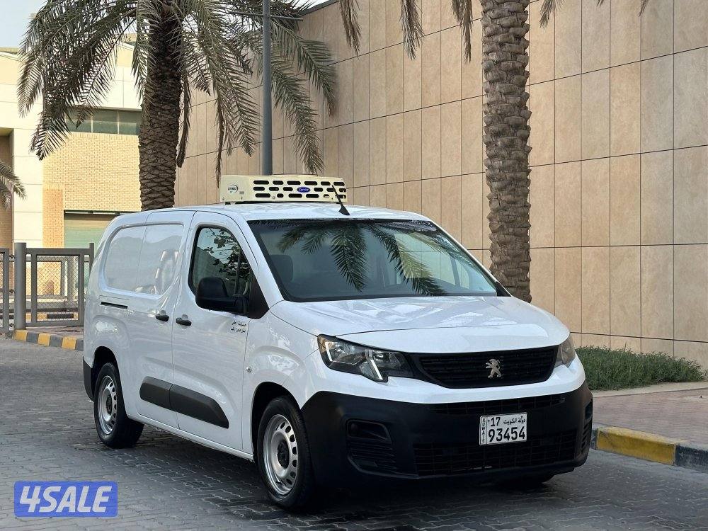 للبيع باص بيجو بارتنر ثلاجه موديل 2020 وارد الوكاله1