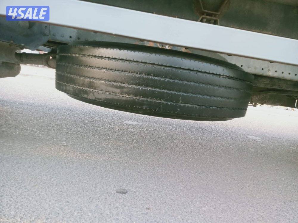 للبيع مرسيدس شاحنه7