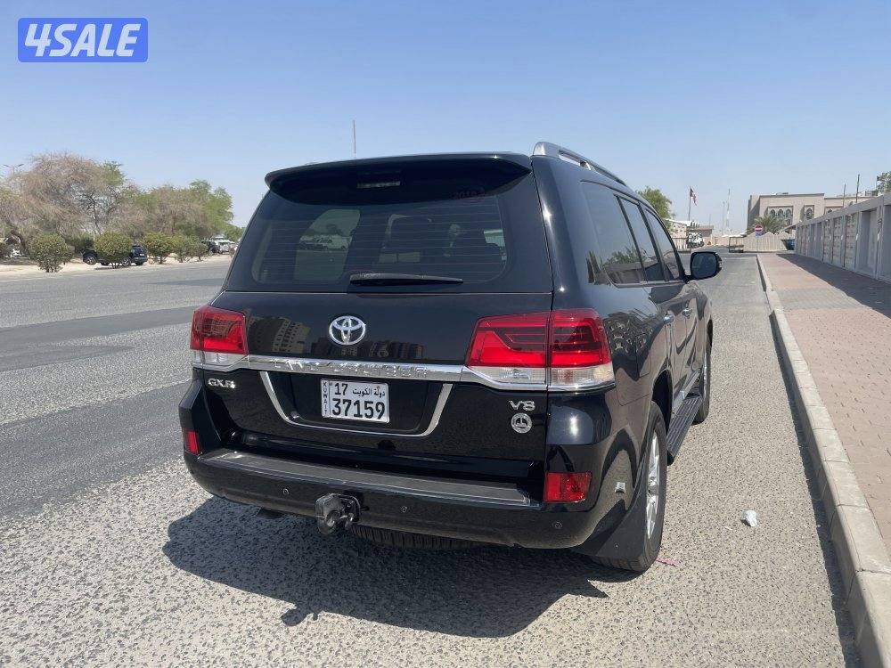 تويوتا لاندكروز0