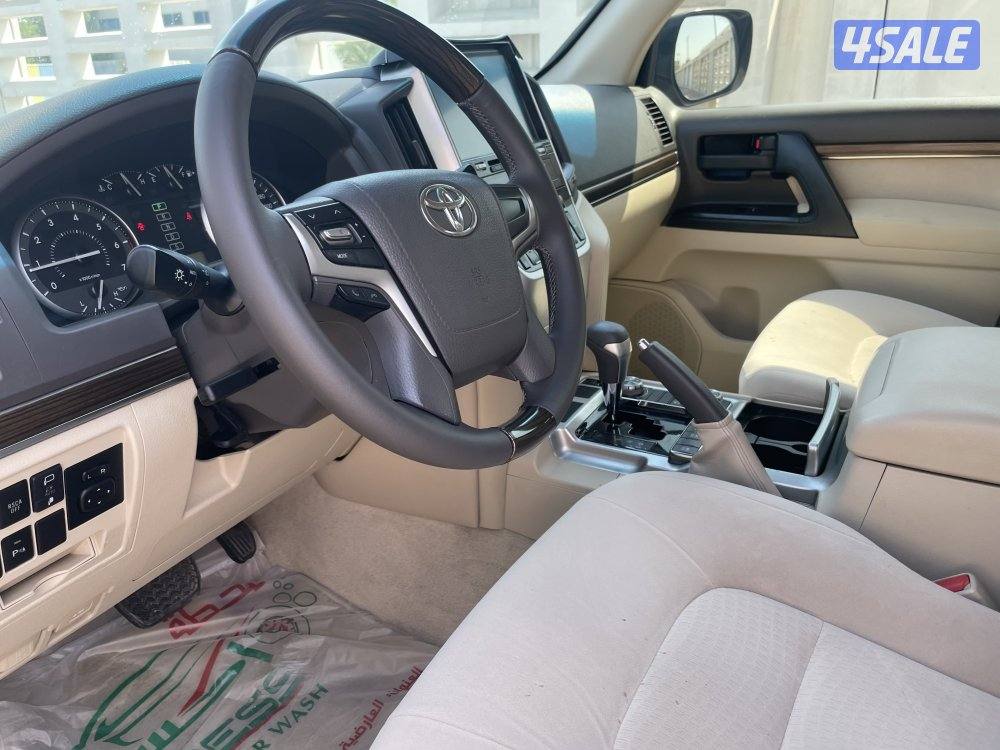 تويوتا لاندكروز2