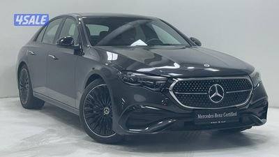 Mercedes-Benz E-Class0