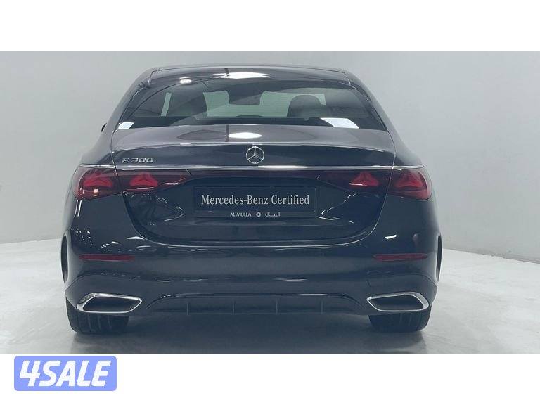 Mercedes-Benz E-Class6