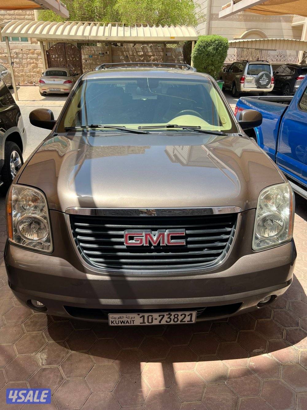 للبيع يوكن 2011 SLE0