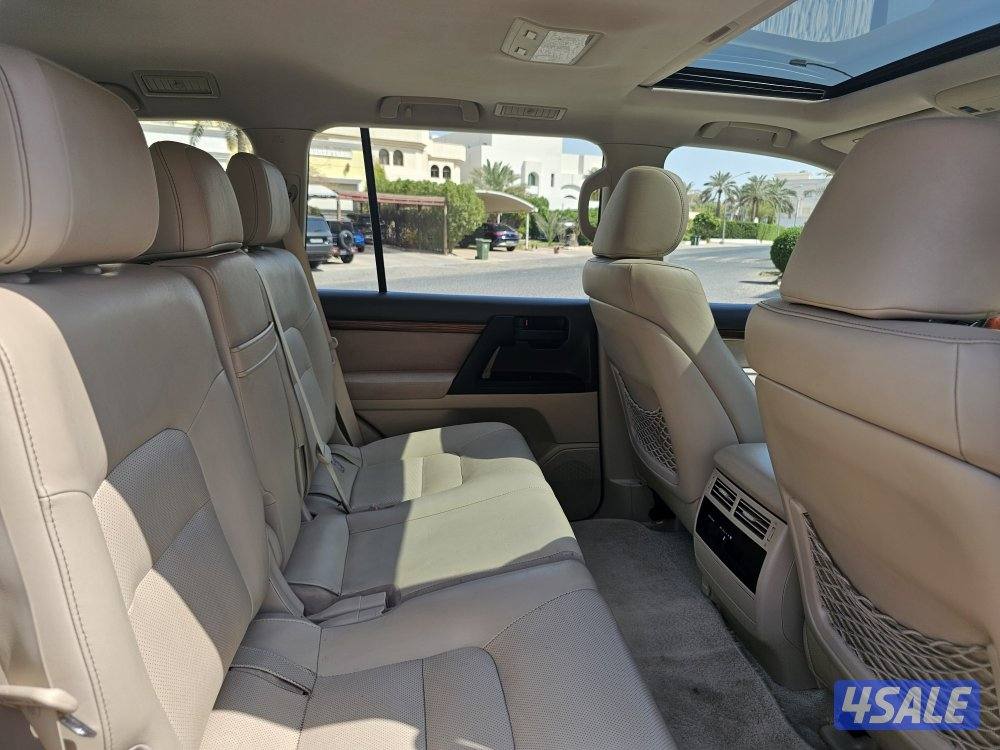 لاندكروز GXR الساير ٨ سلندر بحالة الوكالة صبغ الوكالة9