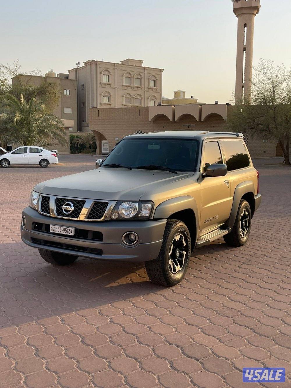 للبيع سوبر سفاري كبسوله ((((جير عادي ))) وارد الكويت شرط الفحص بالكامل14