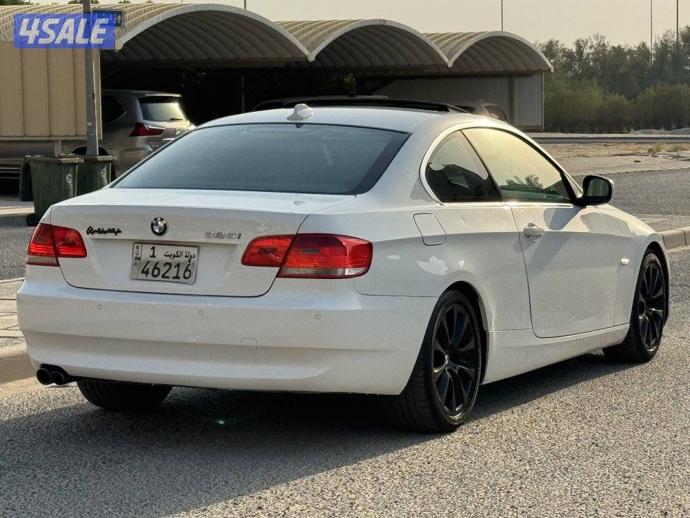 للبيع بي ام 2010 بحالة ممتازة1