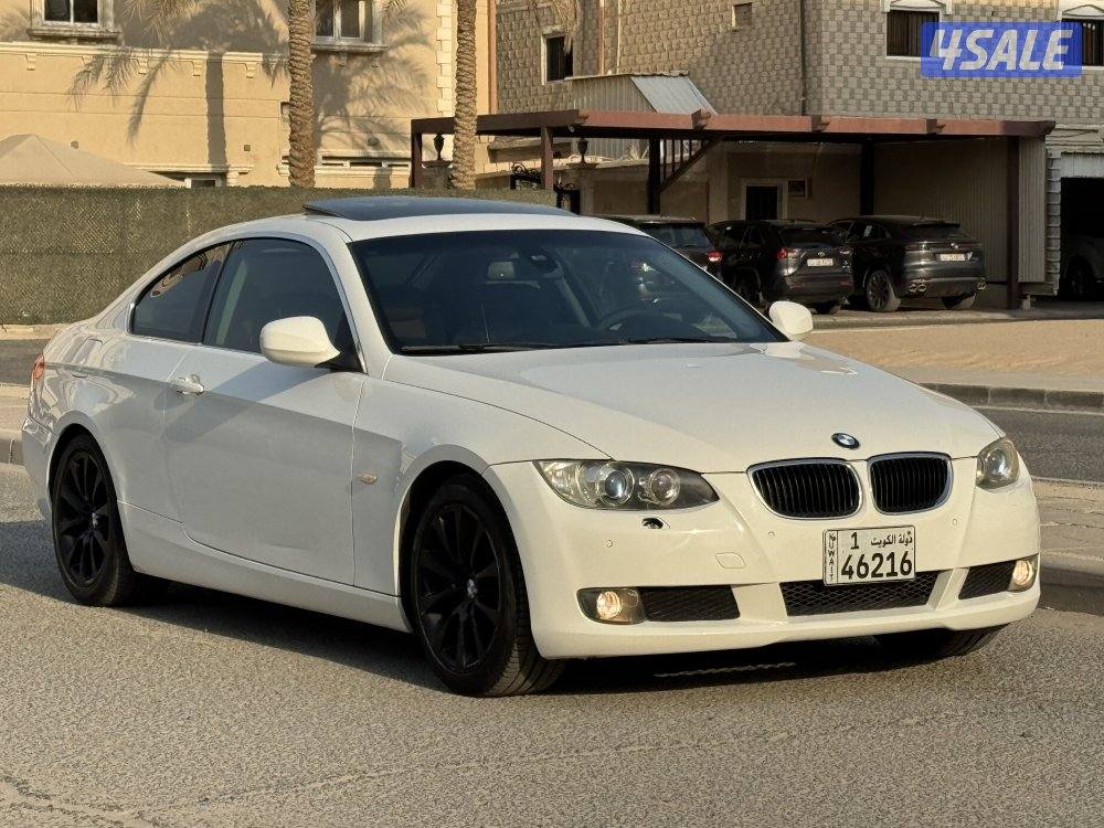 للبيع بي ام 2010 بحالة ممتازة3