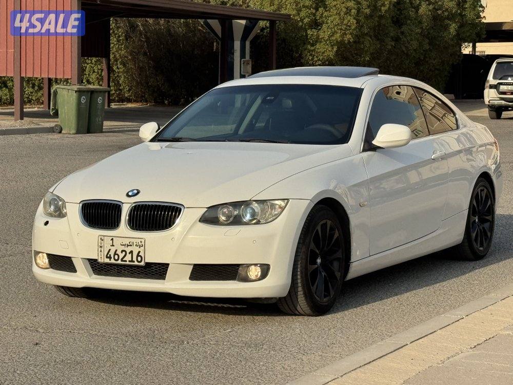 للبيع بي ام 2010 بحالة ممتازة4