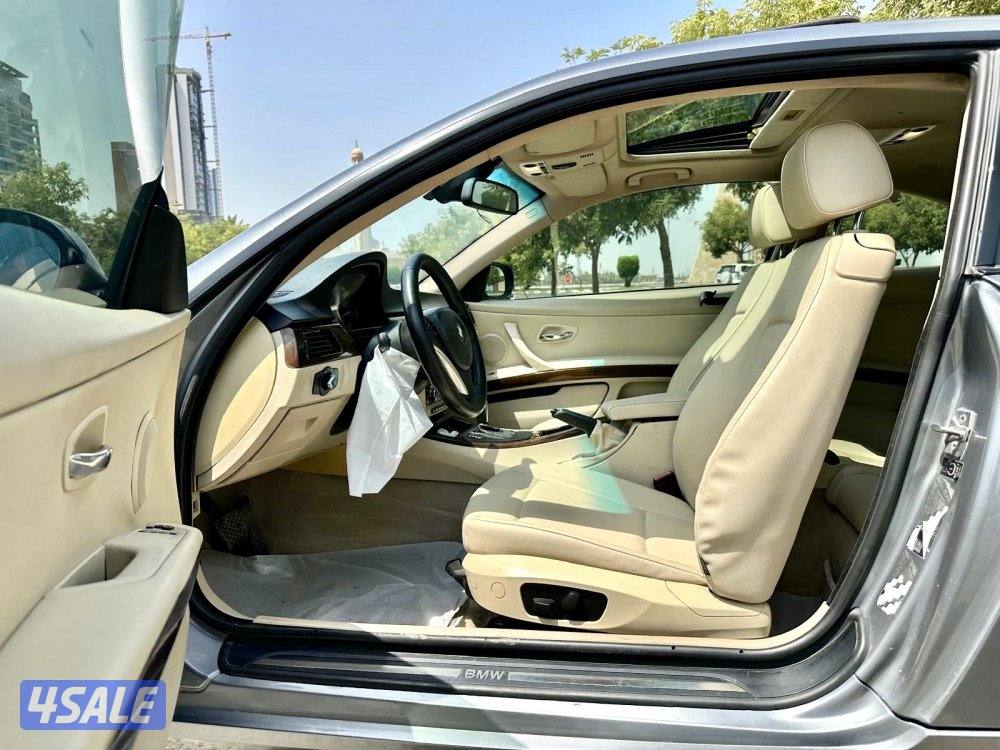 ﮼BMW 320i - الموديل:2011 - العداد:18011