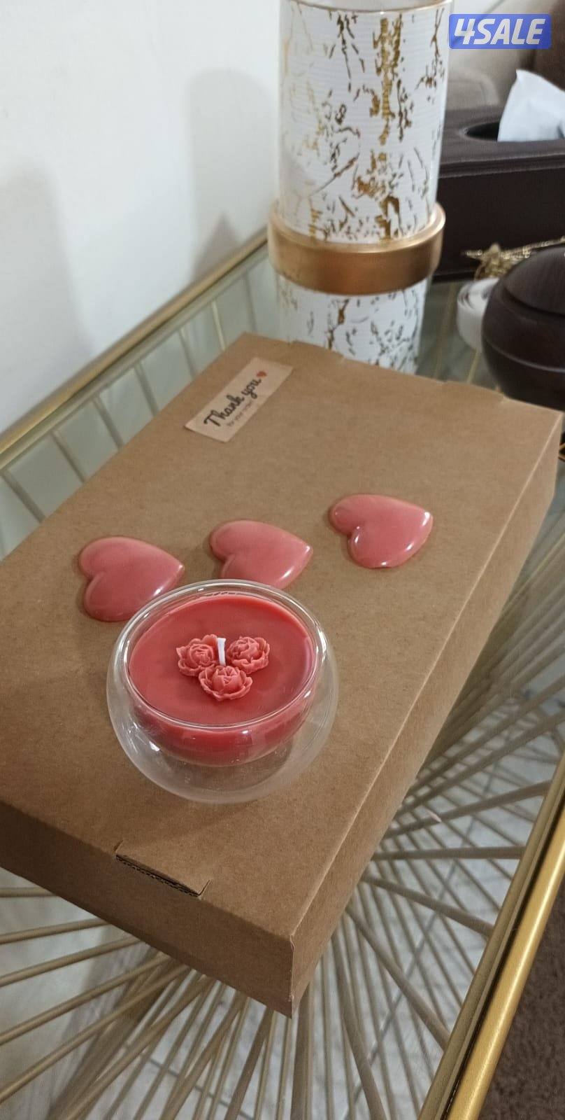 هدايا تنسيق ورد طبيعي بوكس الشموع حسب المناسبة9