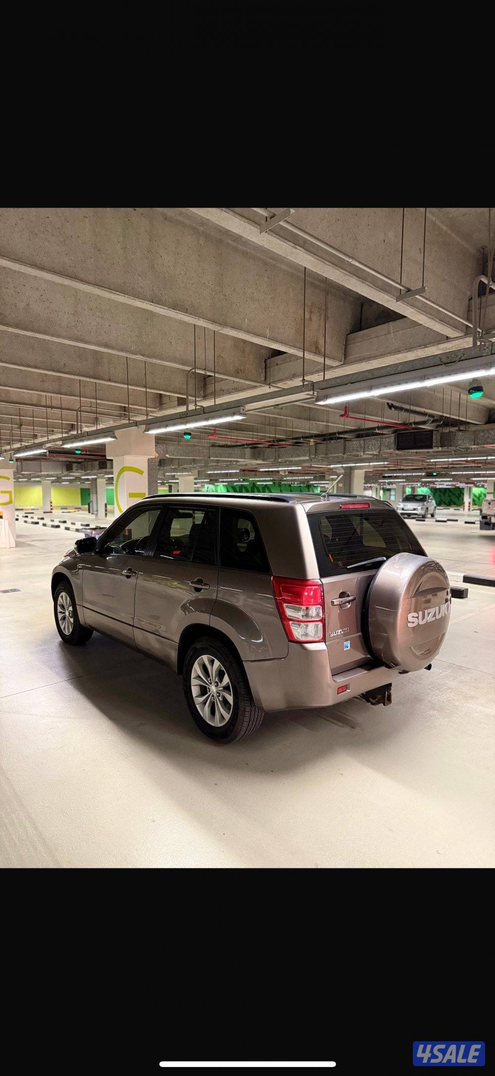 للبيع سوزوكي فيتارا الموديل 2013 قير عادي بقمه النظافه0