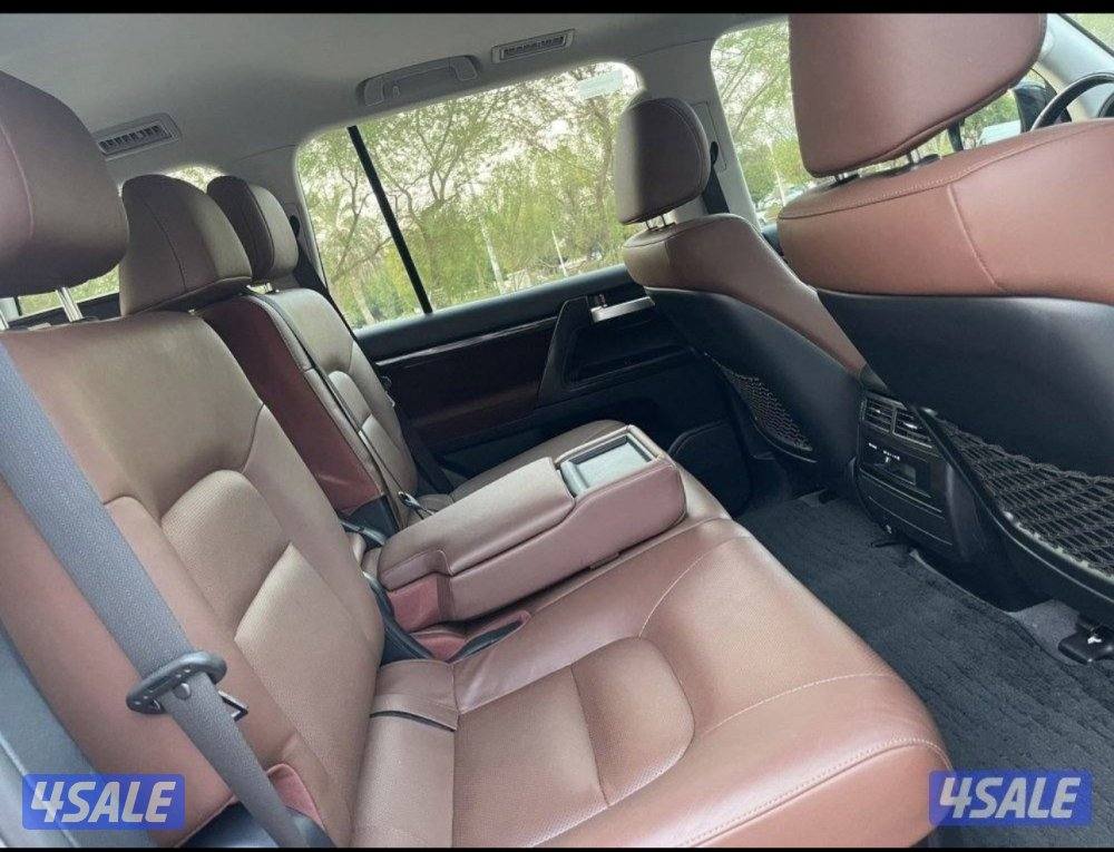 للبيع لاند كروز تورنك GXR v6 موديل 2021 صبغ الوكالة6