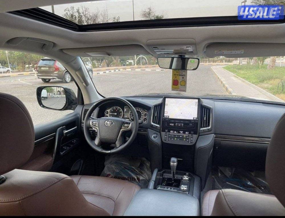 للبيع لاند كروز تورنك GXR v6 موديل 2021 صبغ الوكالة8