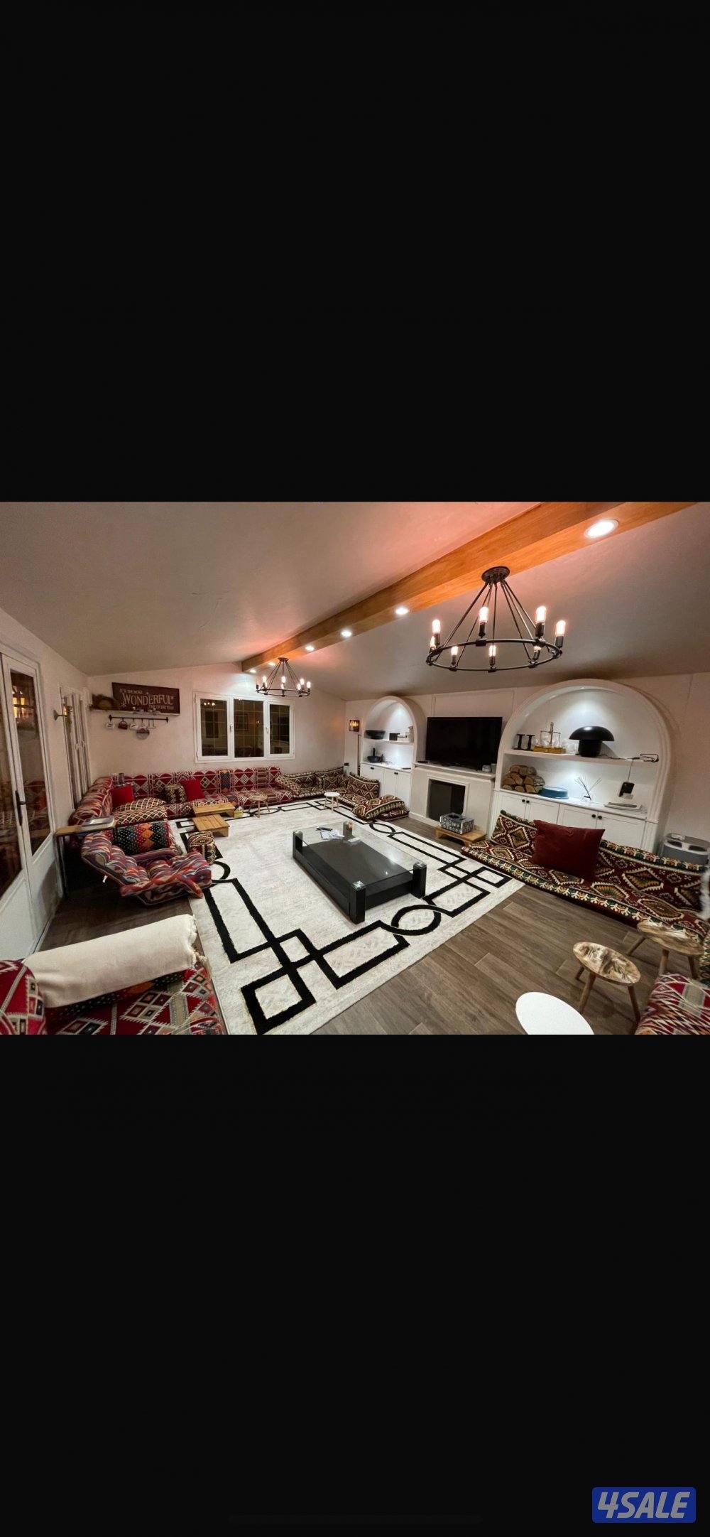 للبيع دوانية متنقلة مقاس 5/78