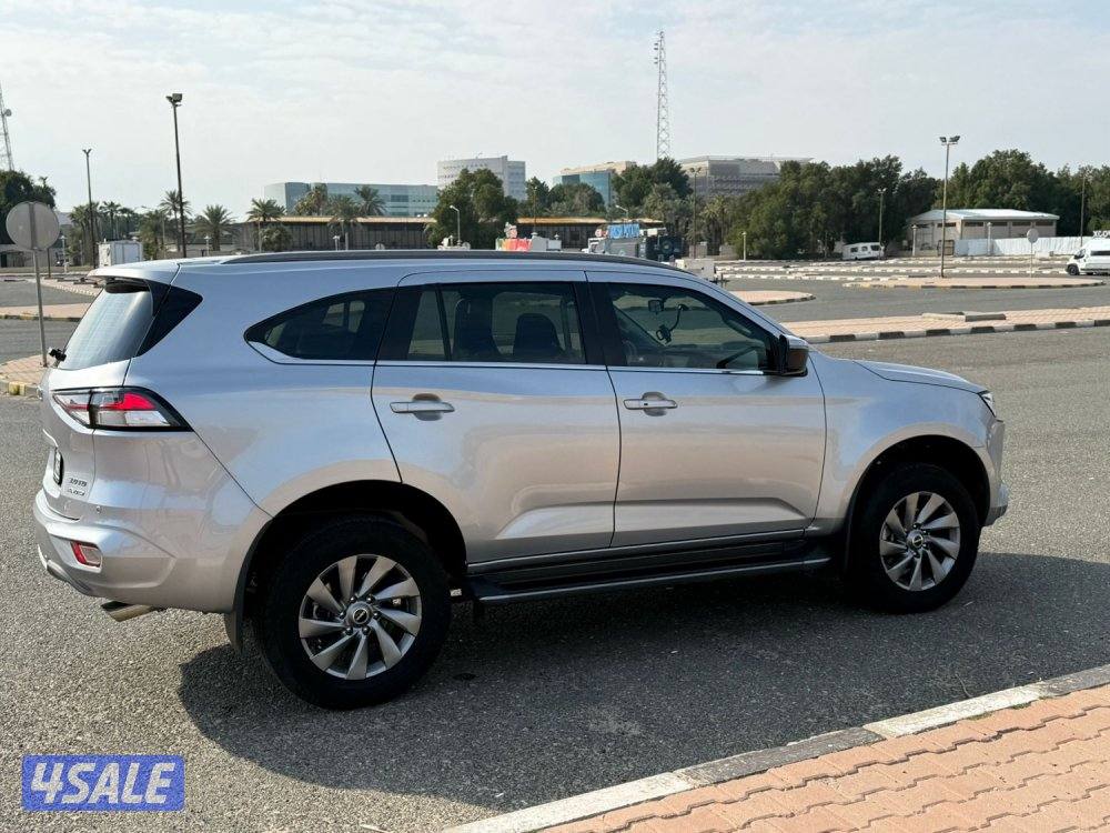 ايسوزو ديزل بحالة الوكالة6