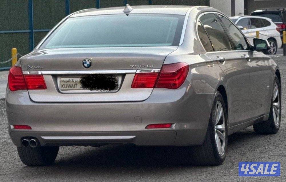 للبيع BMW 730Li موديل2012 الغانم - اللون ذهبي شامبيون4