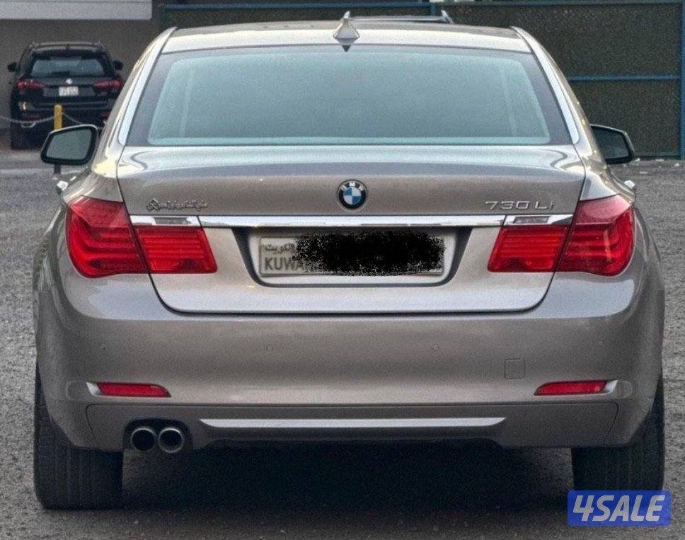للبيع BMW 730Li موديل2012 الغانم - اللون ذهبي شامبيون5