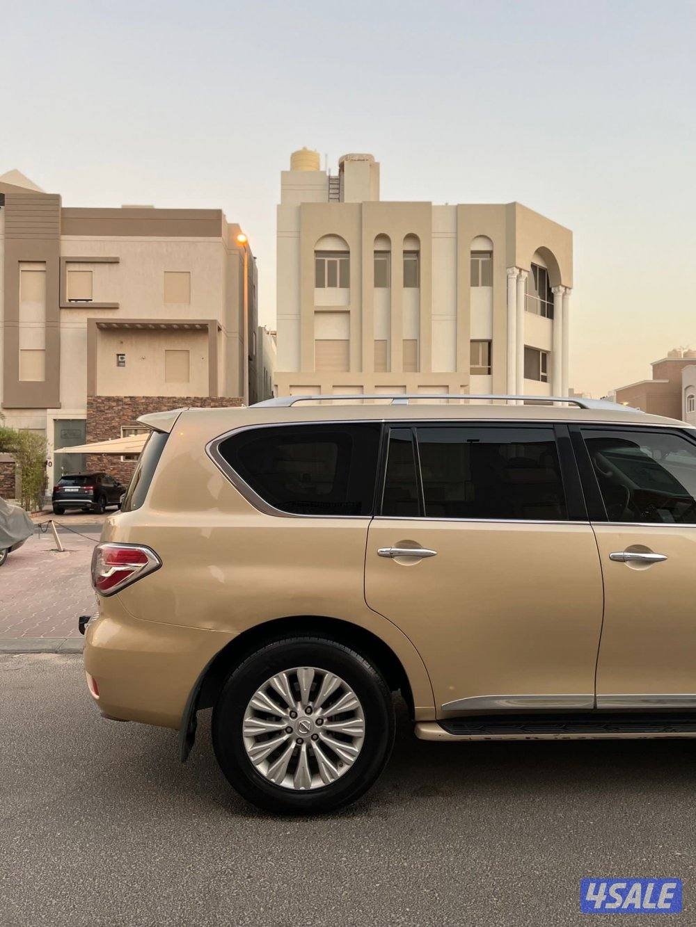 للبيع باترول 2014 اعلى فئه4