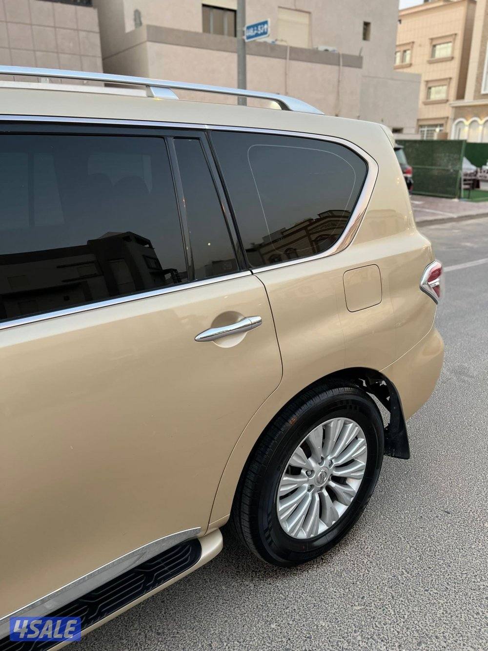 للبيع باترول 2014 اعلى فئه5