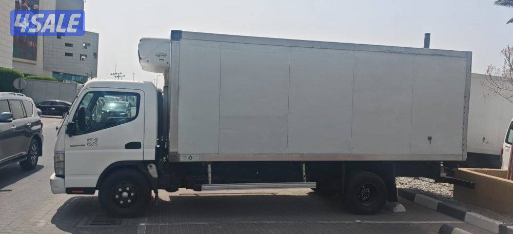 للبيع ميتسوبيشي كانتر براد موديل 20103