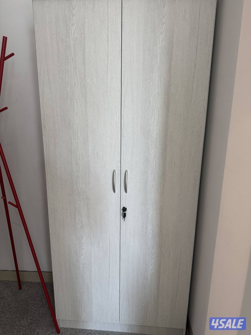 كبت لون ابيض0