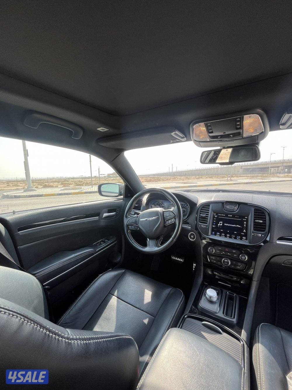 للبيع كرايسلر 300s موديل 20223