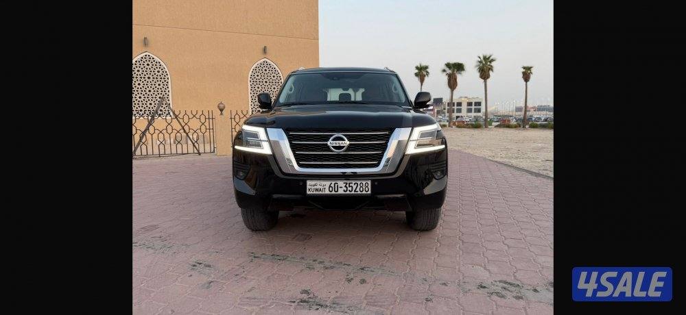 باترول اسود تيتانيوم نظيف 20212