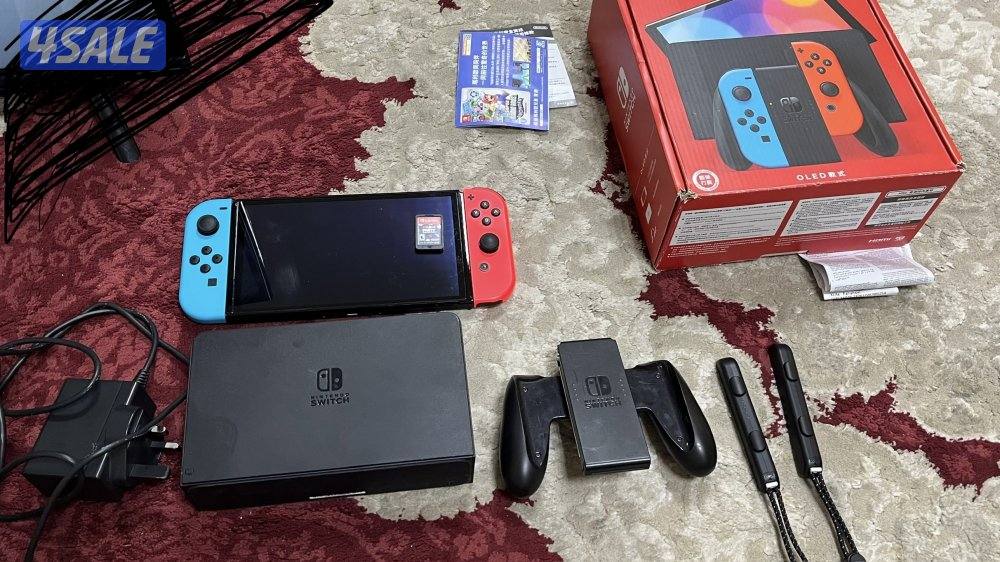 نيدينتو سويتش شبه جديده مع الكافله شامله (30kd)مع شريط ماريوت0