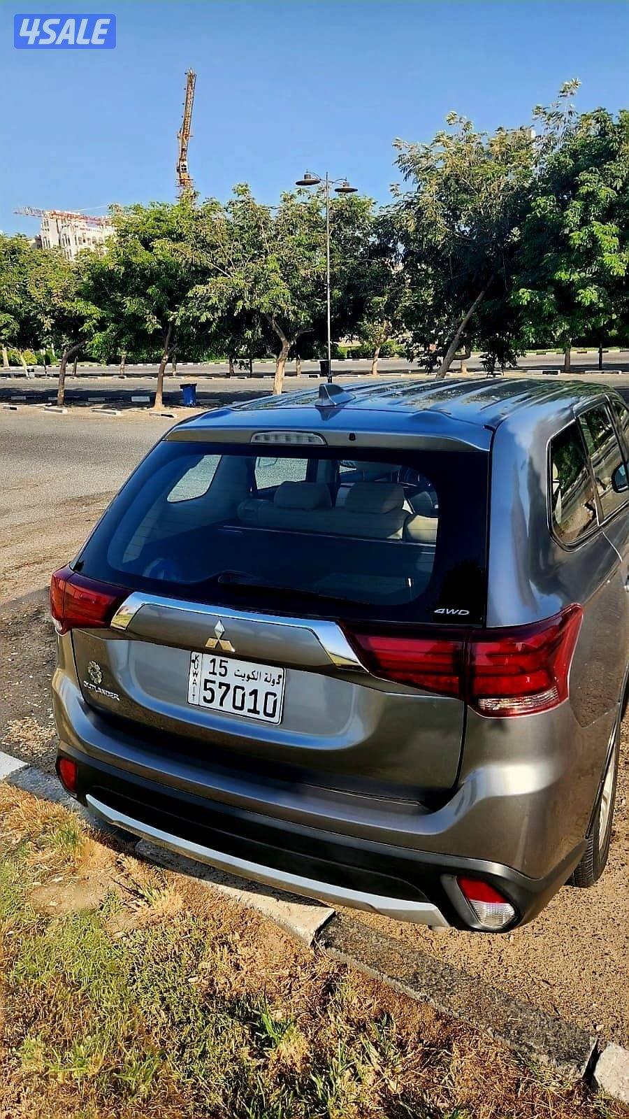 Outlander 2019 perfect car, only 77K milage, good service3