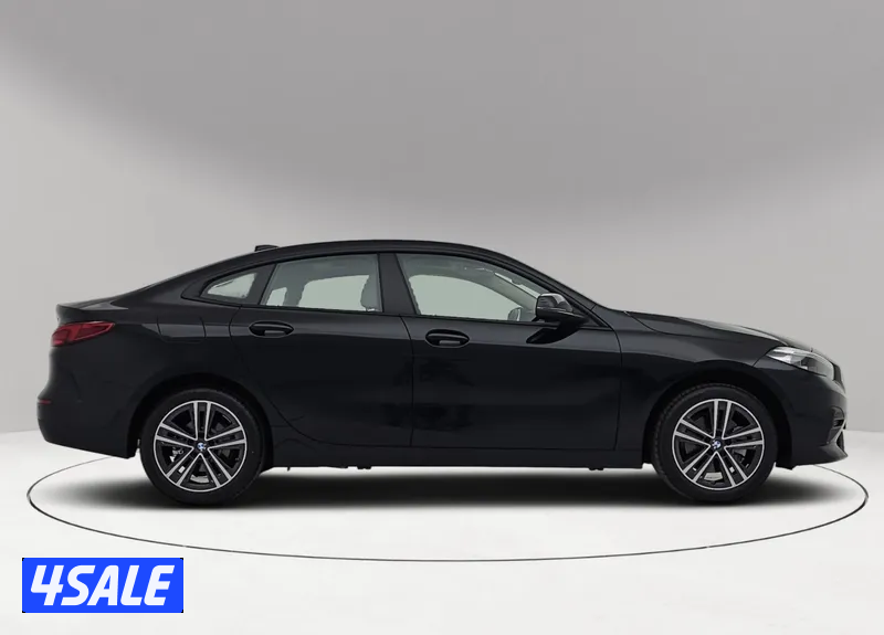 BMW 218i Gran Coupe3
