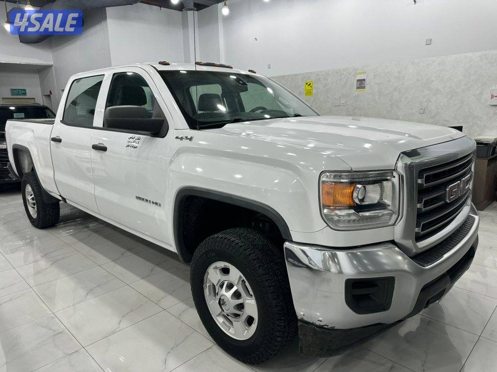 للبيع وانيت جي ام سي غمارتين موديل ٢٠١٧ وارد الوكاله عداد ٣١٢ ألف كم5