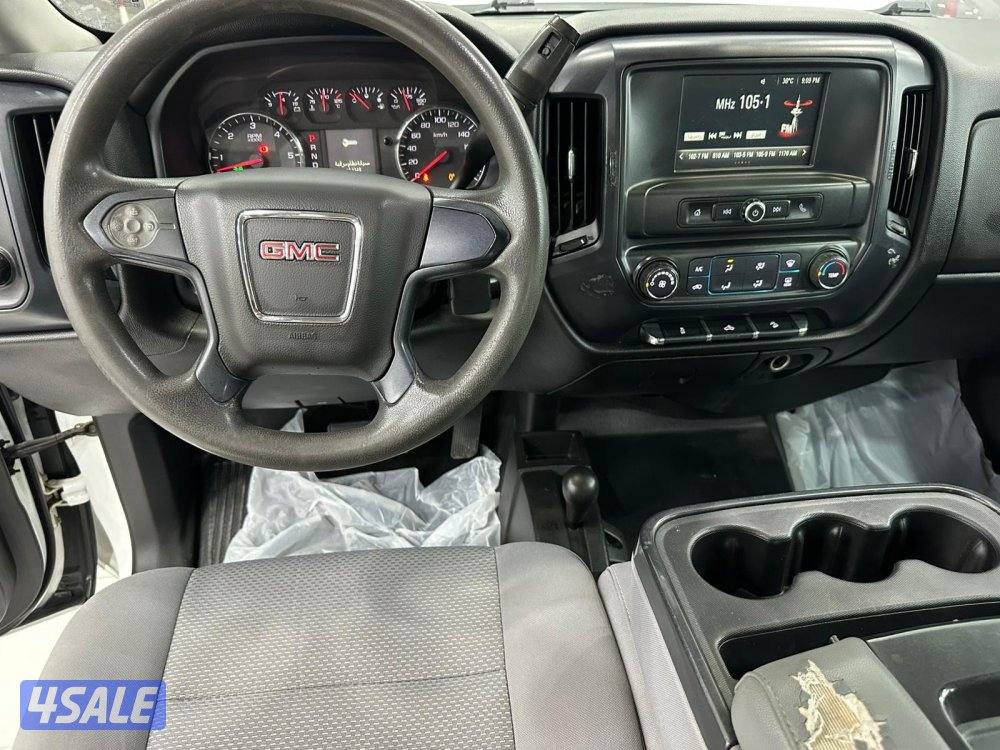 للبيع وانيت جي ام سي غمارتين موديل ٢٠١٧ وارد الوكاله عداد ٣١٢ ألف كم6