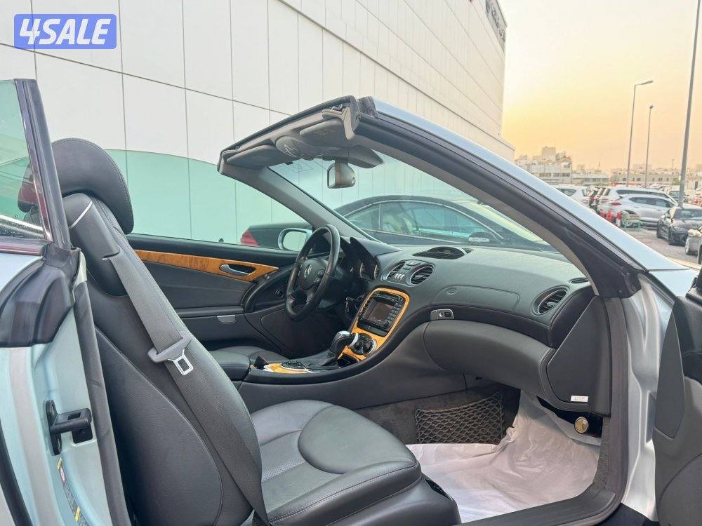 للبيع مرسيدس SL500 موديل 20047