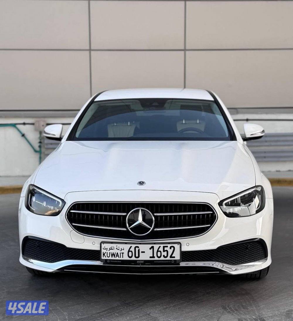 للبيع مرسيدس E200 موديل 2022 صبغ الوكالة عداد 30 الف كم2