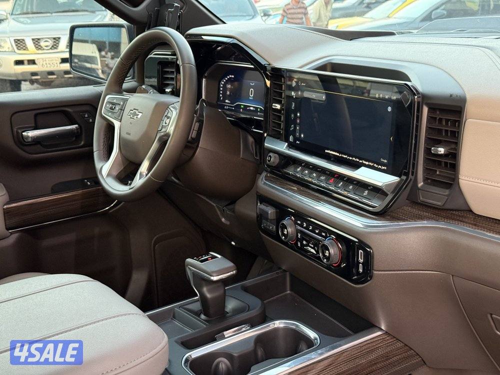 SILVERADO TRAIL BOSS Z71 _ 2024 صبغ الوكالة6