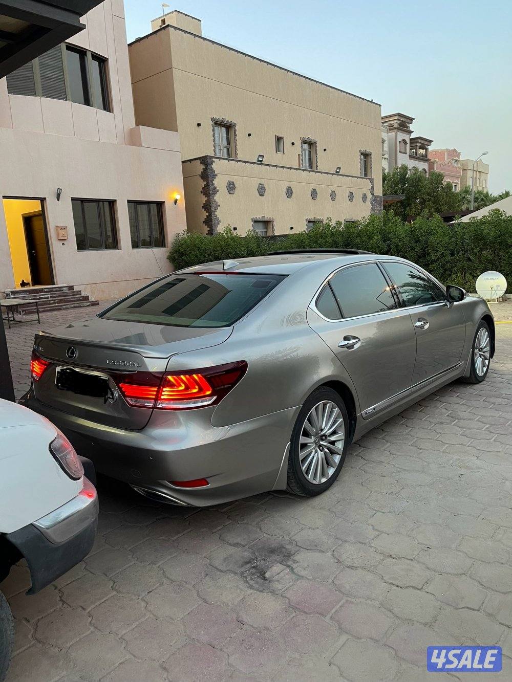 لكــزس LS 600 hL هـايـبـرد4