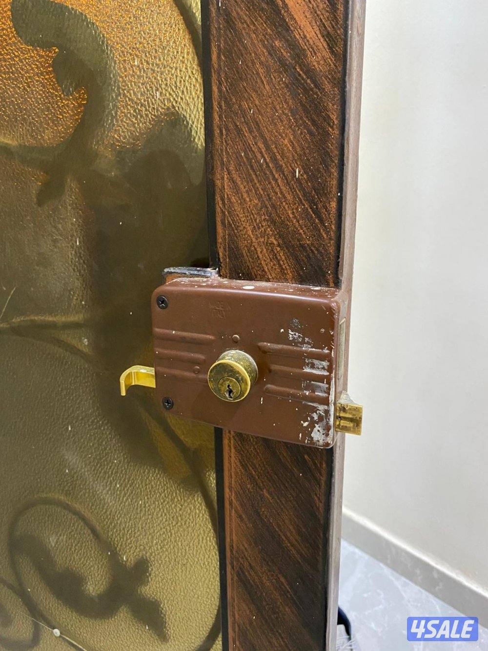 نجار إقفال فتح باب مقفول و تبديل اقفال تركيب اقفال3