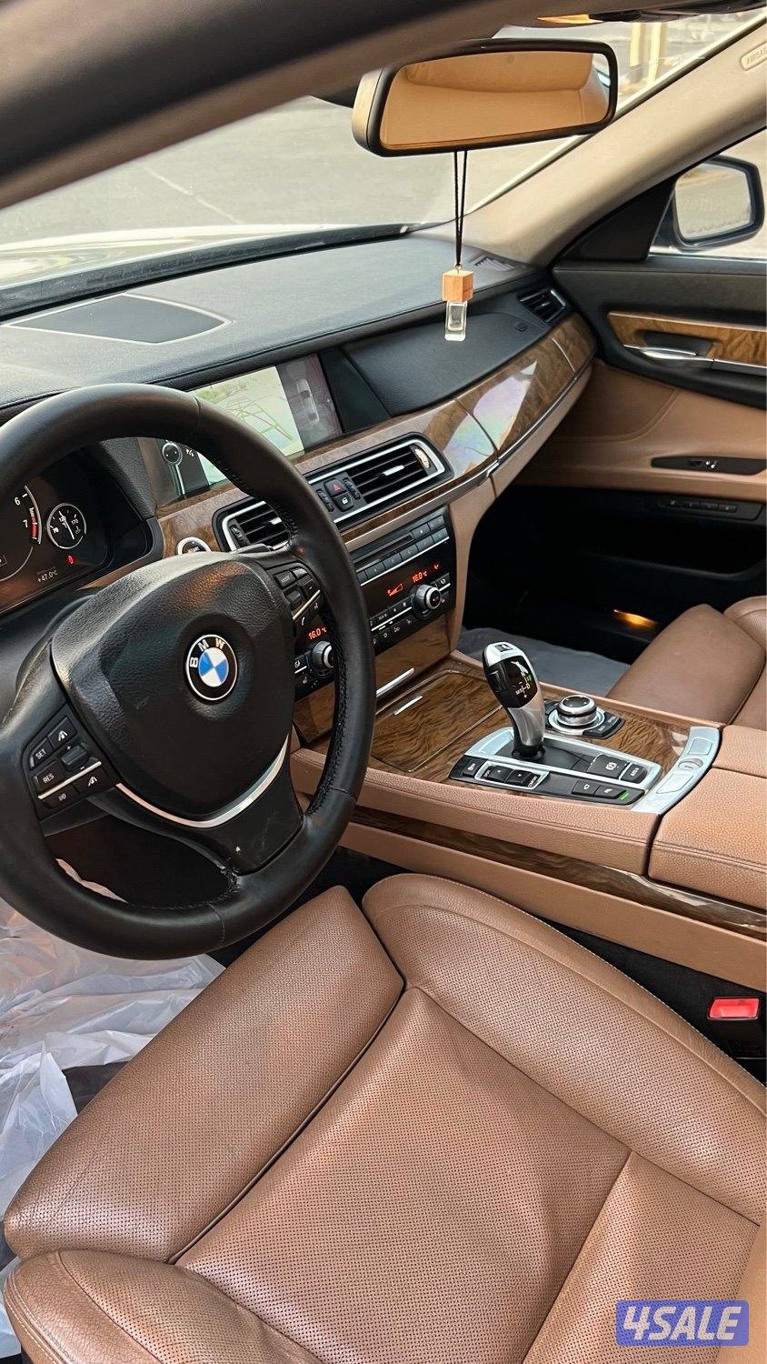 للبيع بي ام دبليو ٢٠٠٩ وارد الوكاله الدرجة الأولى9