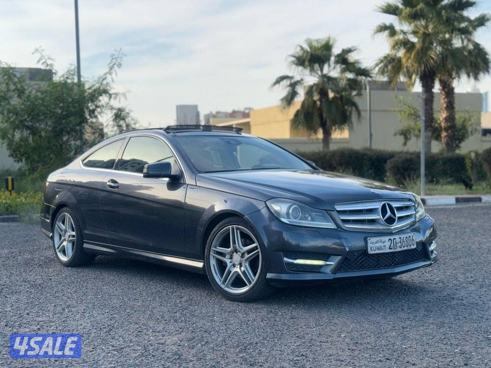 للبيع مرسيدس c250 كوبيه موديل 20121