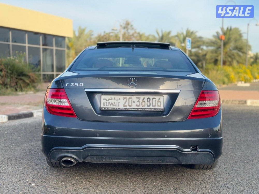 للبيع مرسيدس c250 كوبيه موديل 20123
