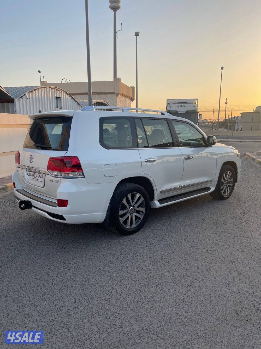 لاند كروز VXR  وارد الخليج صبغ الوكاله شرط الفحص2