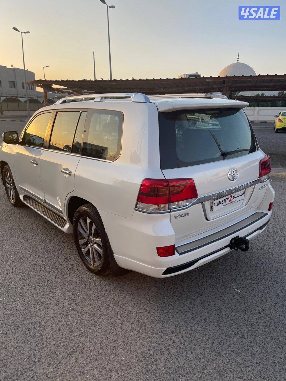 لاند كروز VXR  وارد الخليج صبغ الوكاله شرط الفحص3