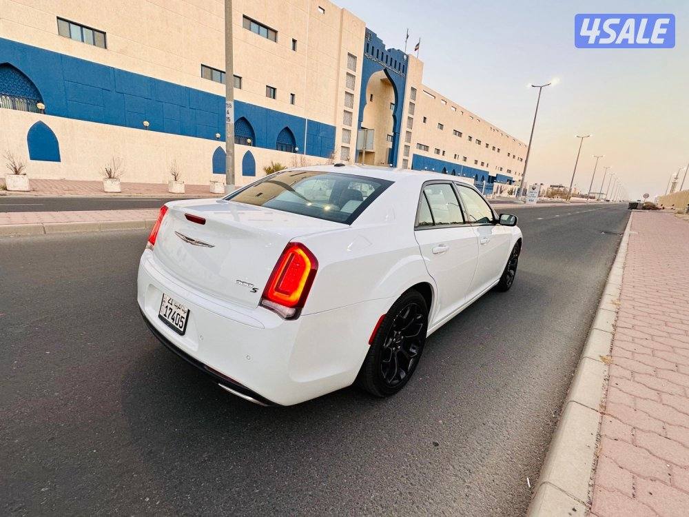 🚘 كرايزلر- S300- 20217