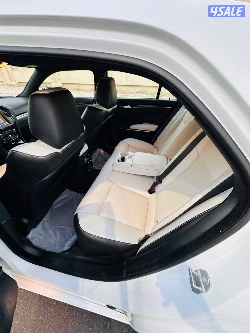 🚘 كرايزلر- S300- 202111