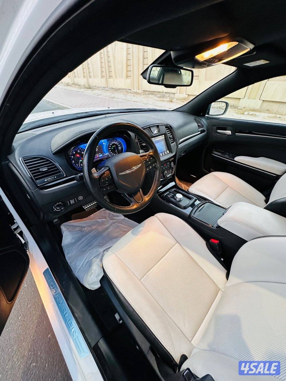 🚘 كرايزلر- S300- 202113